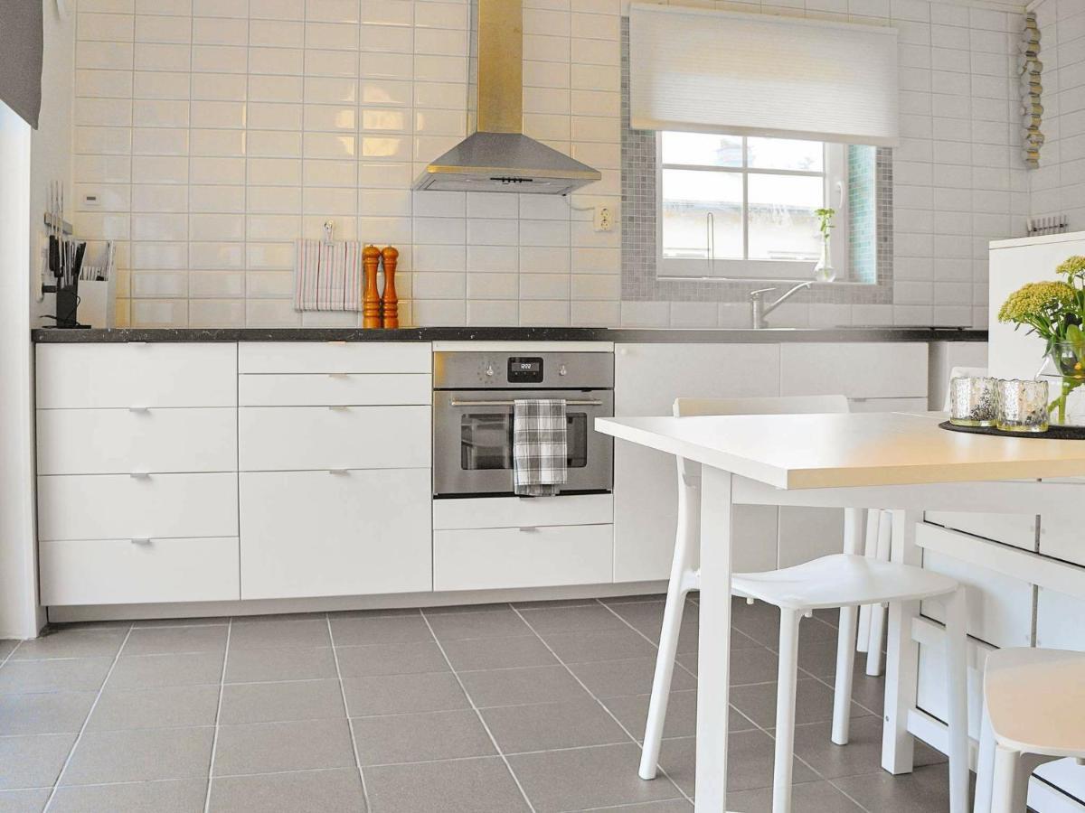 4 Person Holiday Home In Sk Rhamn Skärhamn Eksteriør billede